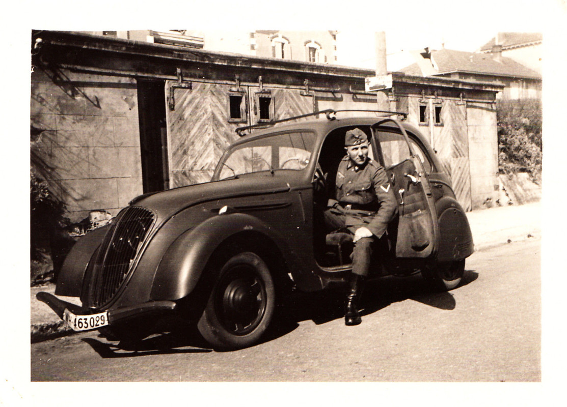 Wehrmacht Frankreich BEUTE Kübelwagen PKW Peugeo