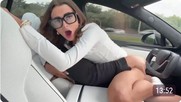 OnlyFans – Nikkinicolexxx Trades Sex For Driving Help