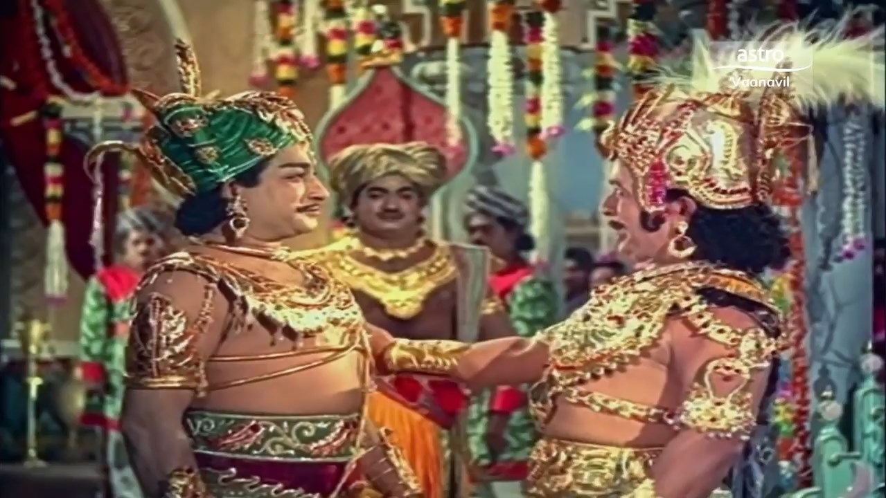 Thirumaal Perumai 1968 WebRip [Tamil] 480p 720p Screenshot