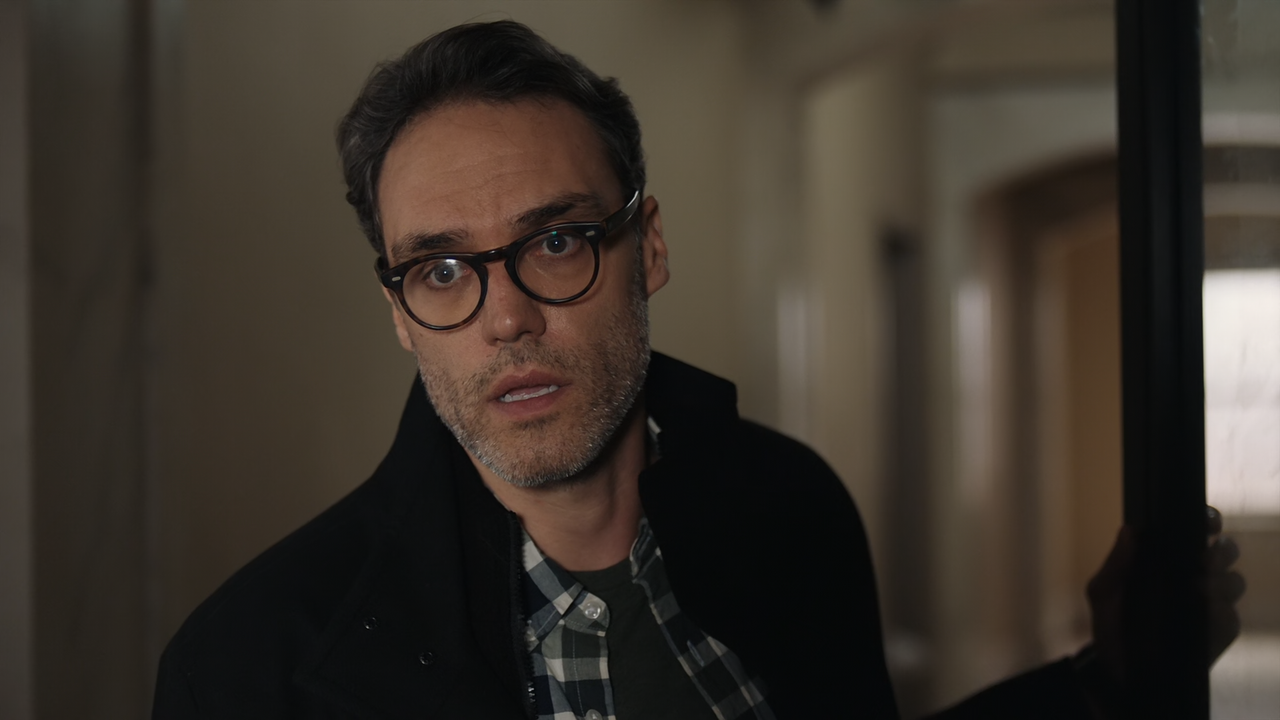 FBI.Most.Wanted.S03E12.El.Pincho.1080p.10bit.AMZN.WEB-DL.DDP5.1.HEVC-Vyndros.mkv_snapshot_04.42_[202