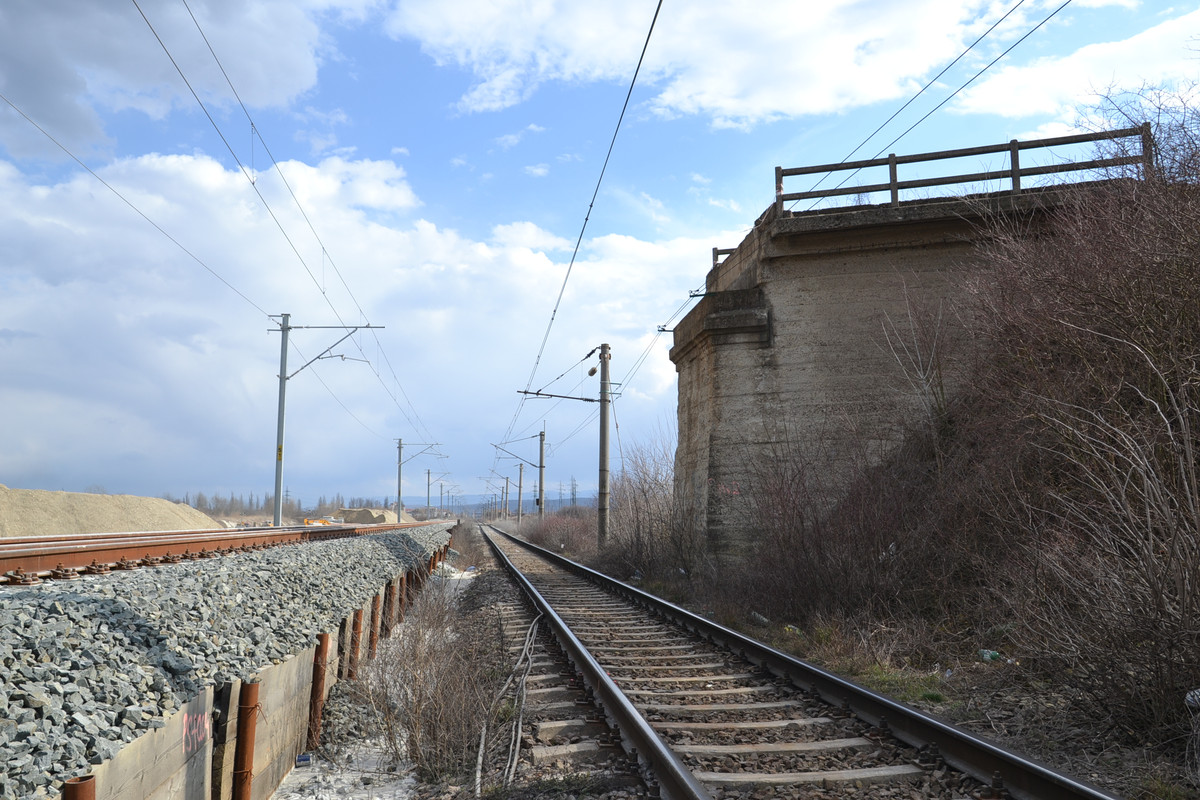 Linia 207 Simeria - Hunedoara, modernizare km0+000 - km2+700 DSC-7843
