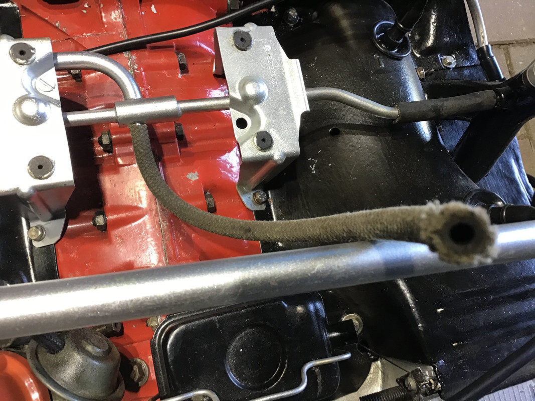 8908F923-2B59-4EB6-975F-43AFF087673B