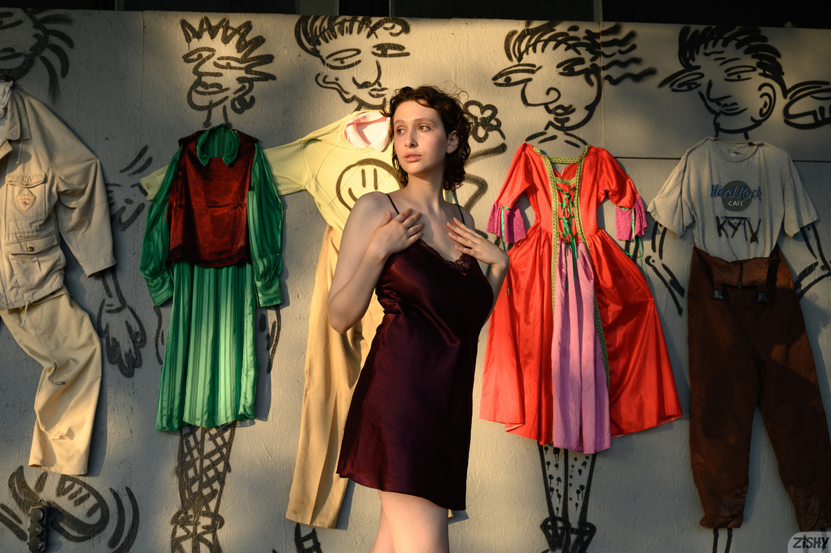 full_032_1319059939140256