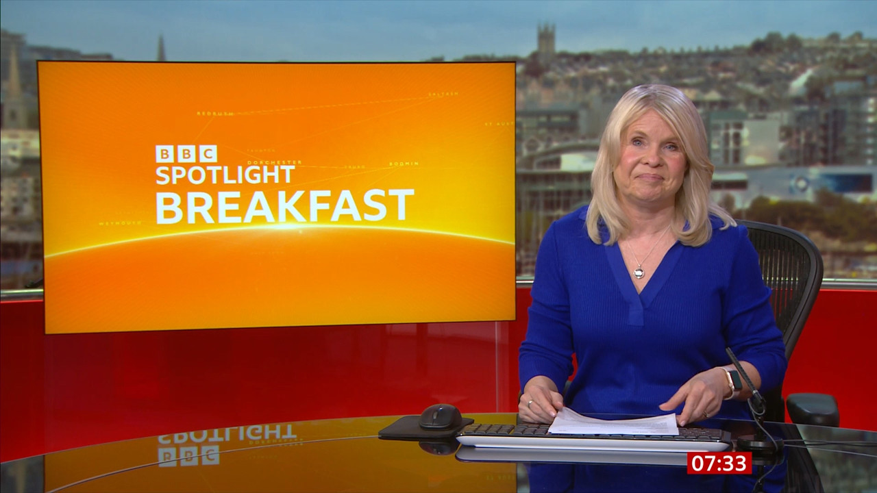 03.23 - 06.00.00 - Breakfast. The latest news, sport, business and we....ts_snapshot_13.50.731