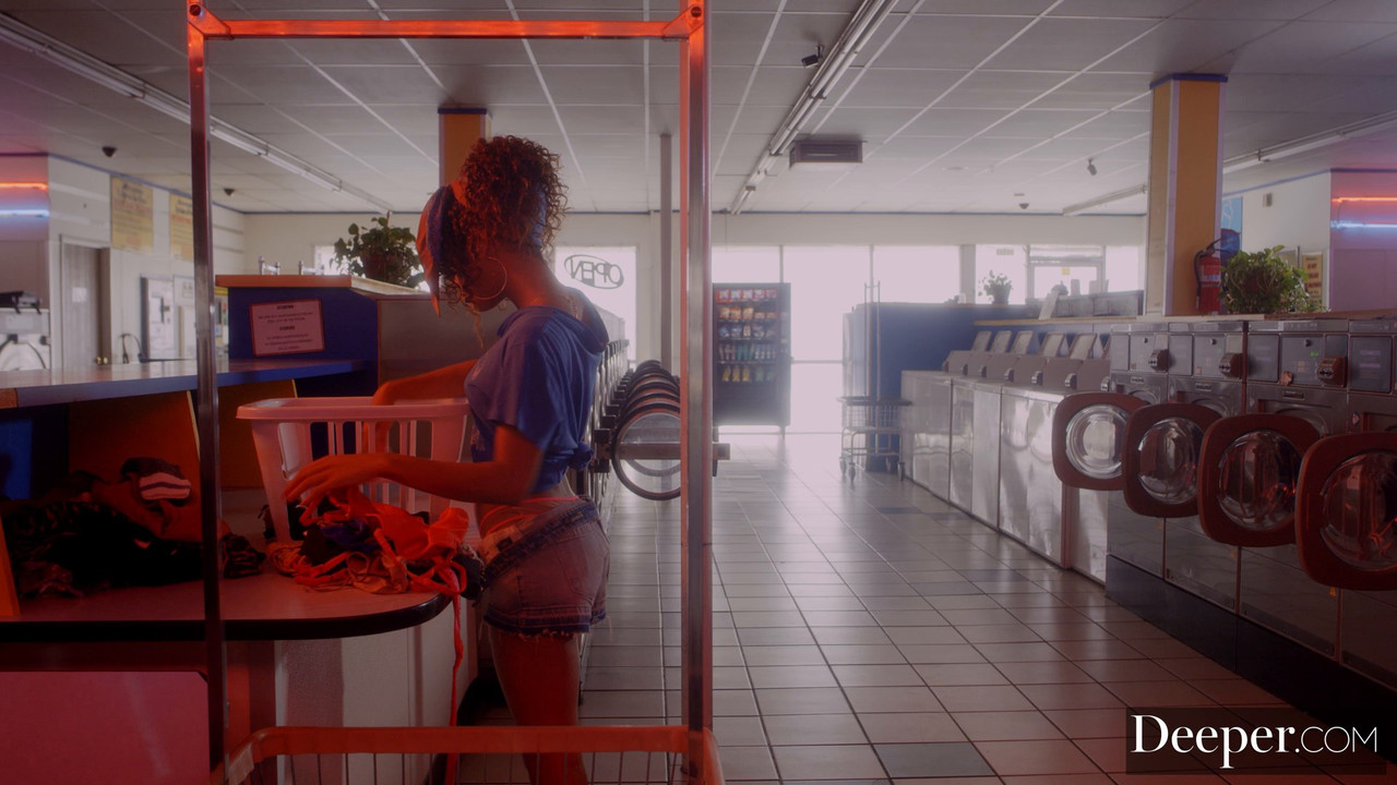 Scarlit Scandal - Delicates - DEEPER.mp4.0000