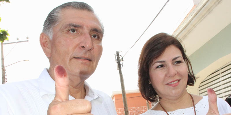 Biografía de Adán Augusto López Hernández