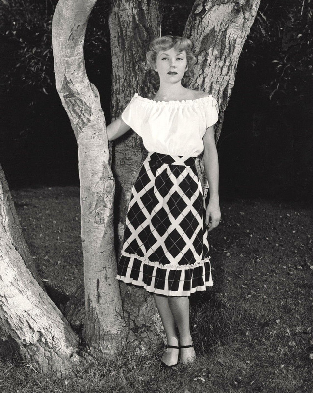 Gloria Grahame_b39
