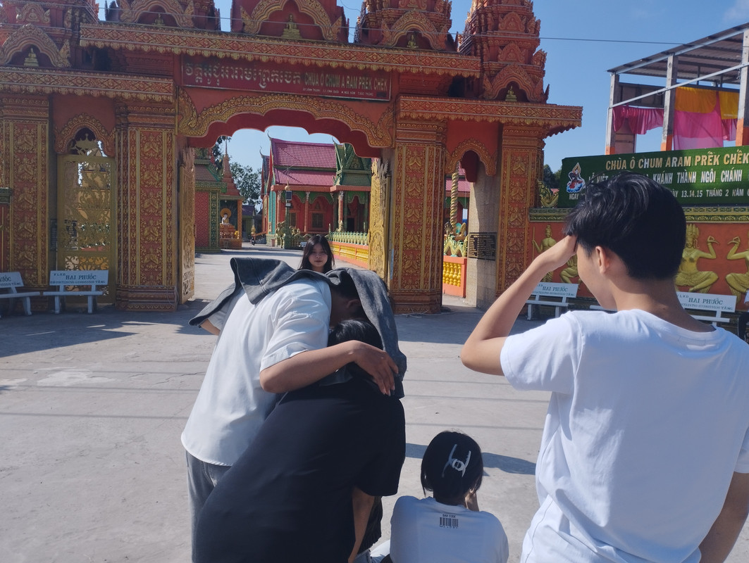 Hoạt động 8