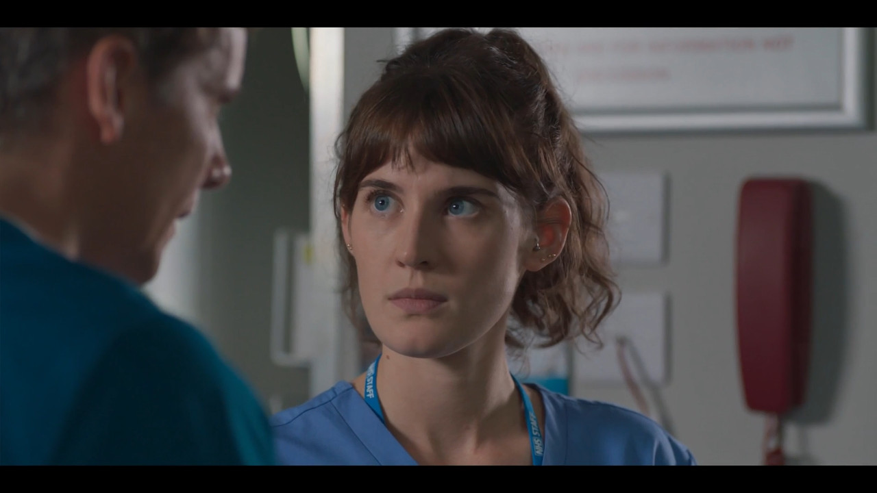 2023-04-08_21_35_BBC1_Casualty_37x26_Welcome-to-the-Warzone.mp4_snapshot_00.36.26.944