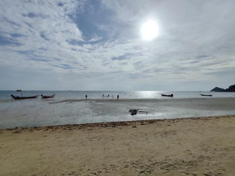 --DÍA 19 (29 junio): Bangkok - Koh Tao - Un mes por Filipinas y Tailandia con niñas (2025) (2)