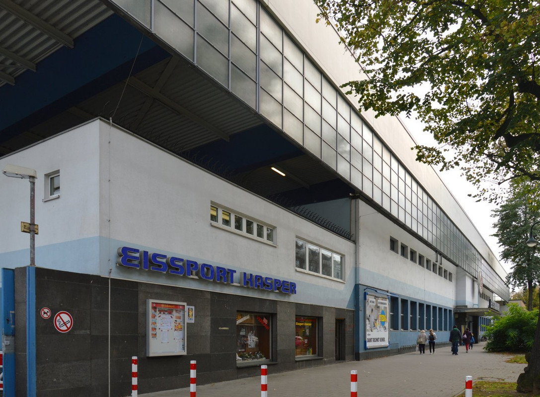 2017-10-31-Eisstadion-Brehmstra-e-D-sseldorf-40-Shift-N.jpg