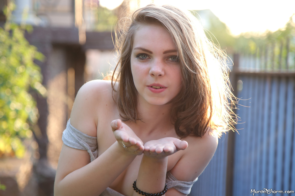 MarvelCharm_Rebecca-Backyard-147