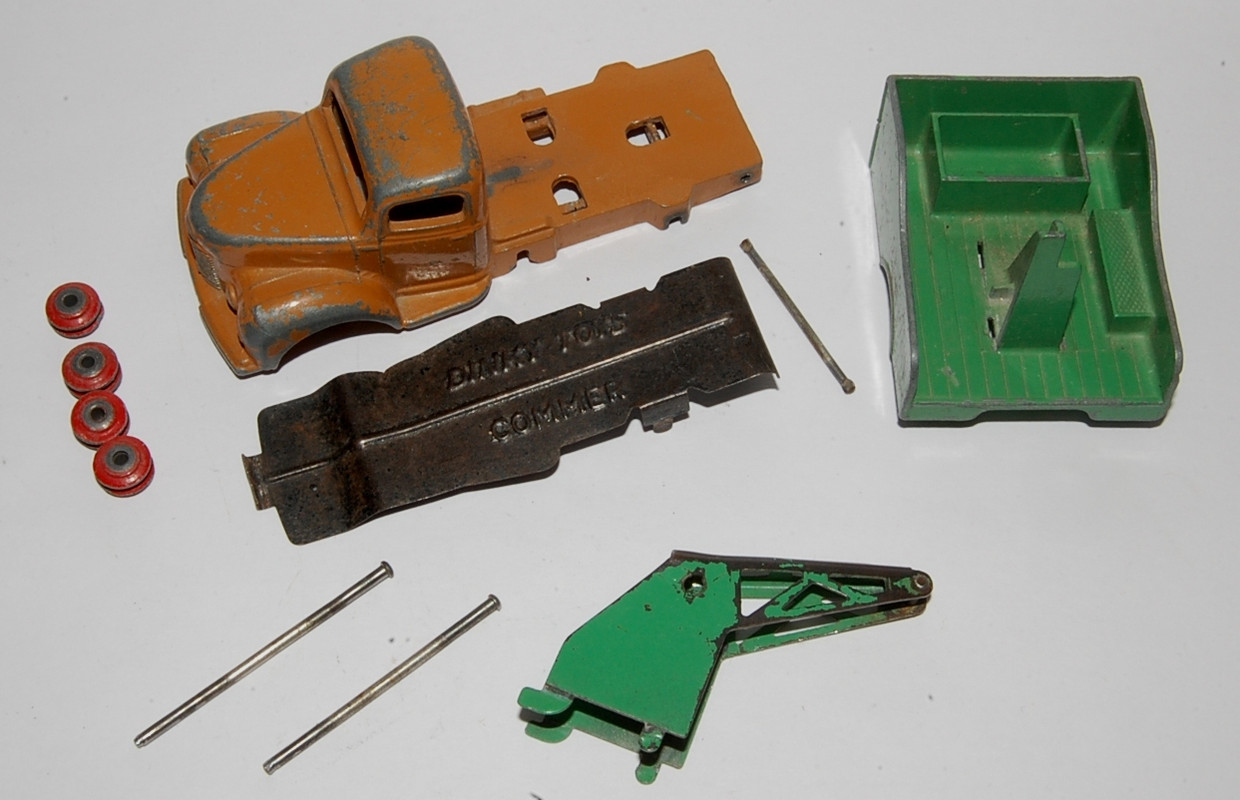 Dinky 25X 430 Commer Wrecker - 4