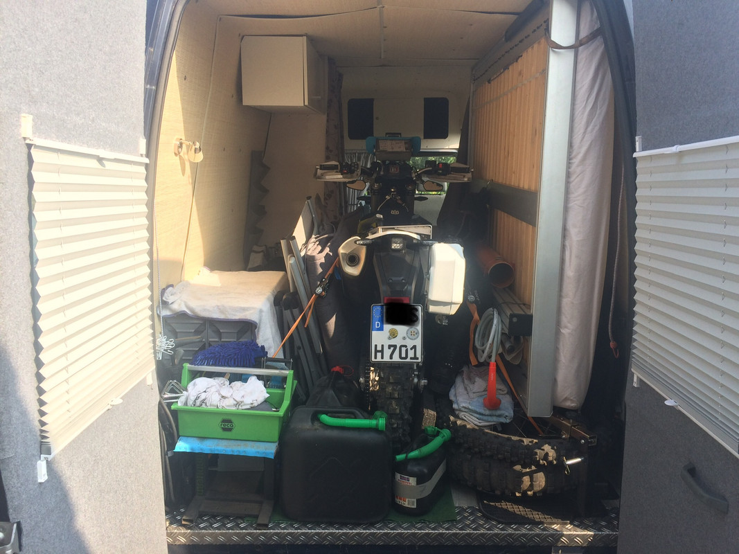 7C3B820C-B717-4E6C-8643-870AF4CEA595