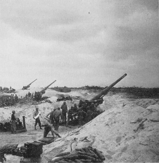 Cañón M1 de 155 mm Long Tom. Batalla de Okinawa, 1945