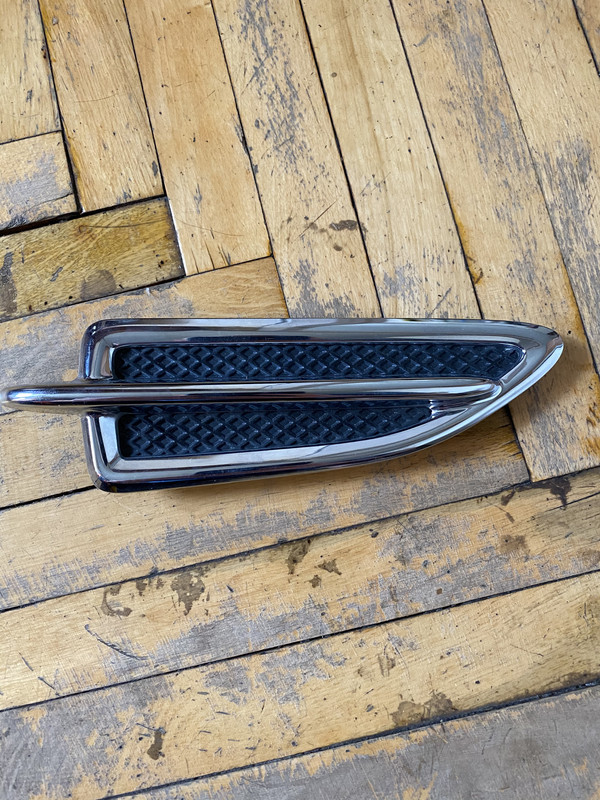 BEC77F46-FA29-46E8-9673-660A82E56767