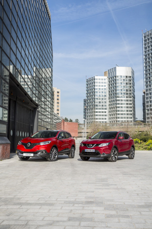 renault-kadjar-2015-vs-nissan-qashqai-07