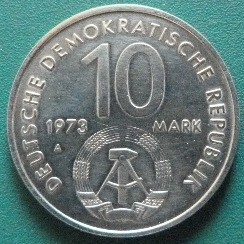 10 Marcos. República Democrática Alemana (1973) Festival Mundial de la Juventud RDA-10-Marcos-1973-Festival-de-la-Juventud-anv