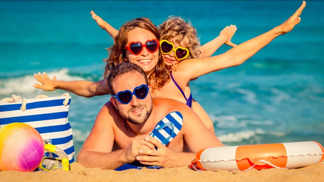 ¿Cómo cuidar tu piel si vas a la playa? ¡No te puedes perder esta guía!