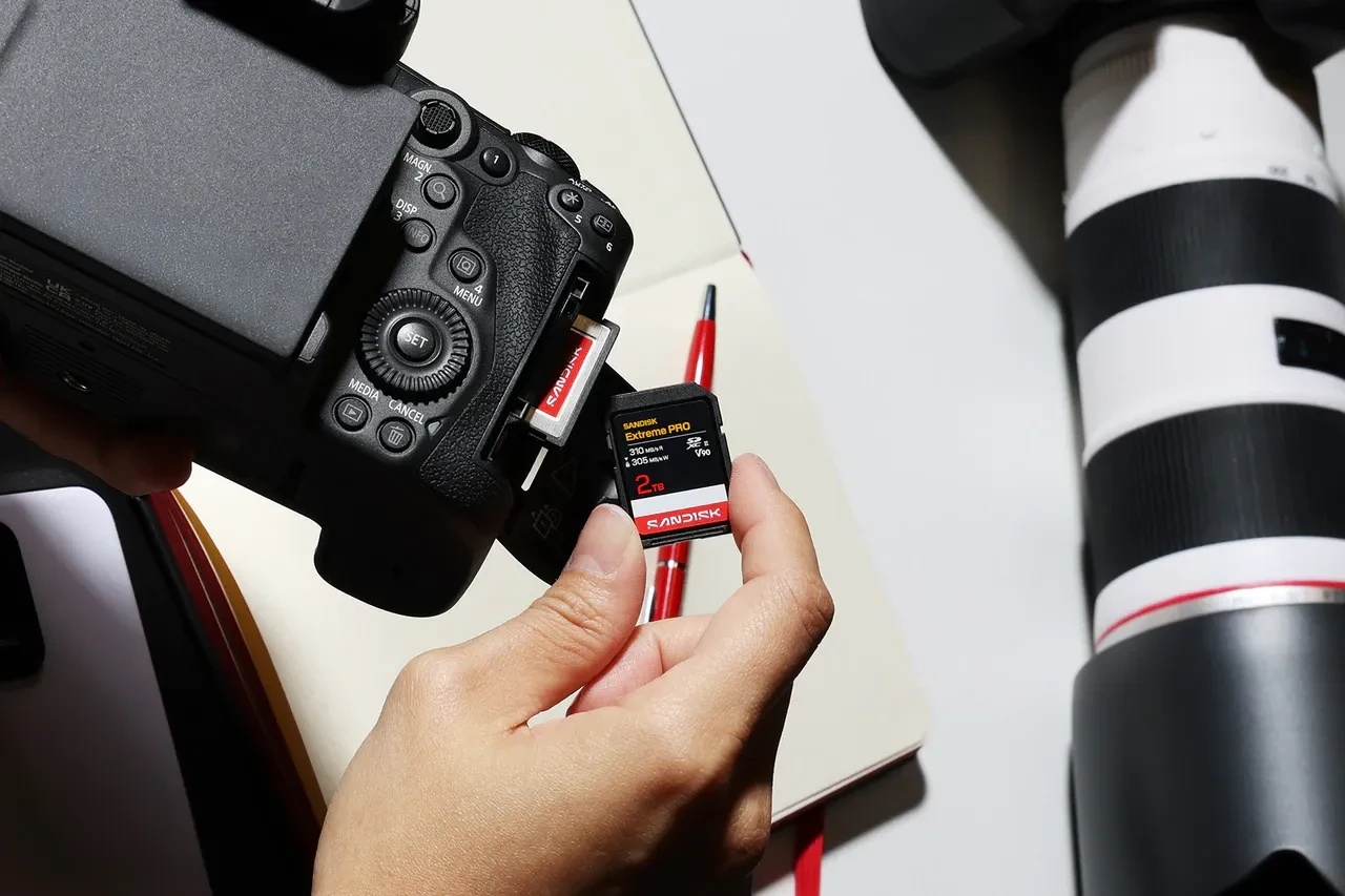 Loading a SanDisk 2TB SDXC card into a camera