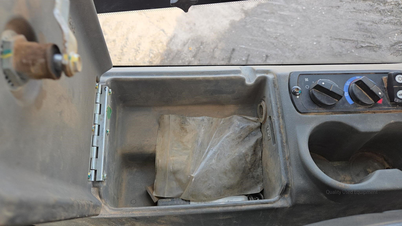 Vehicle thumbnail 17