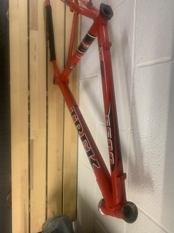 BDA9195B-4794-43E0-8192-5075C70018CF