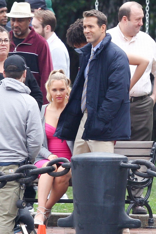 Camille-Kostek-Sexy-upskirt-STARS-com-1024x1536-9