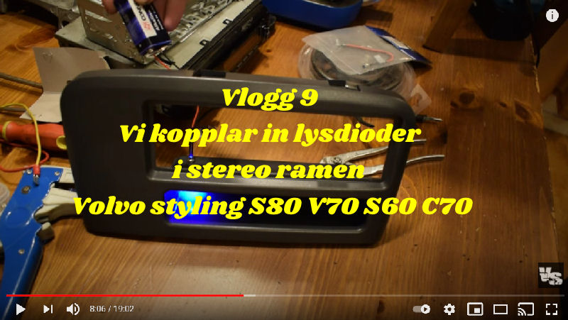 i.postimg.cc/ZqzW8mtS/Vlogg-9-Vi-kopplar-in-lysdioder-i-stereo-ramen-Volvo-styling-S80-V70-S60-C70.jpg