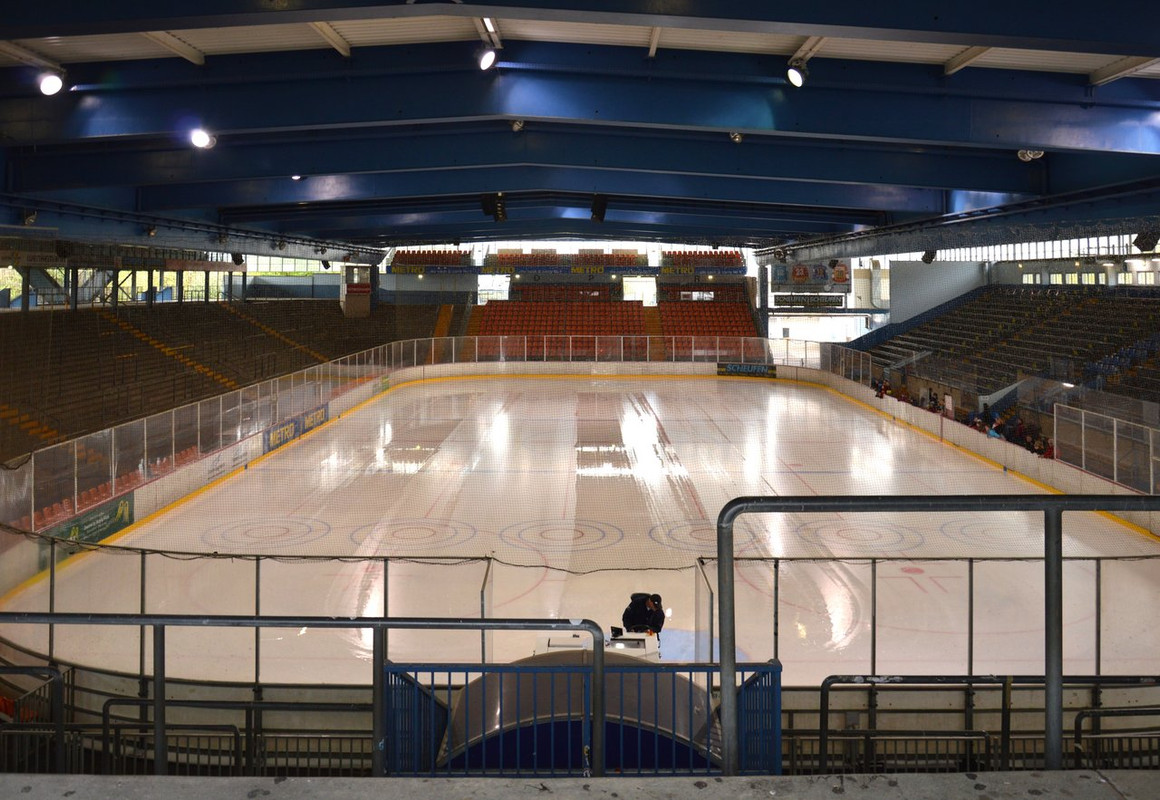 2017-10-31-Eisstadion-Brehmstra-e-D-sseldorf-111-Shift-N.jpg