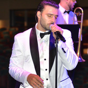 jencarloscanela - JENCARLOS MUSIC - Страница 10 Hollywoodlatino-279511946-5170735656340270-3290562445429236784-n