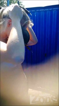 [Image: Voyeur4335122011.jpg]