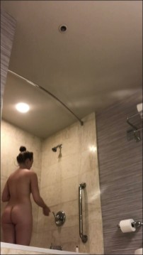 [Image: Voyeur56405104131.jpg]