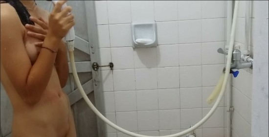 [Image: Voyeur40835123909.jpg]