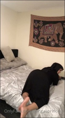 [Image: Cumshots17899002702.jpg]