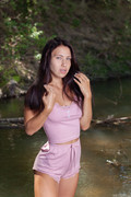 Melania-Gentle-Stream-0012