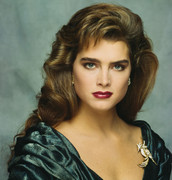 Brooke-Shields-a324