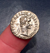 Denario de Nerva. LIBERTAS PVBLICA. Roma E3-C8-DEBD-273-D-4-A0-E-96-AE-5932-A7-F3-A3-B2