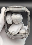 PXL 20251121 224542836 PORTRAIT