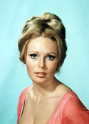 Veronica-Carlson-a17