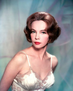 leslie-caron-md05
