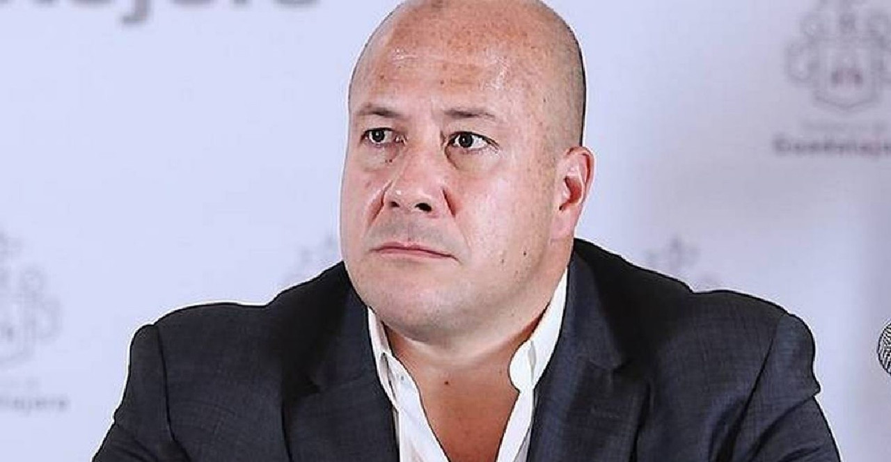 Enrique Alfaro recibe críticas por actitud “grosera” contra manifestantes