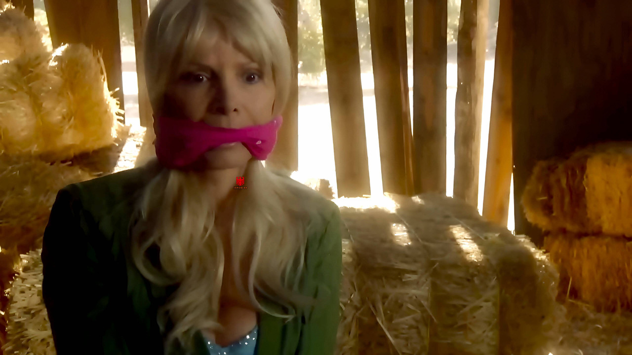 Agnes-Nicole Winter 3 - The Gold & The Beautiful 2009