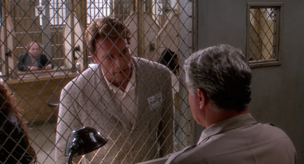 Twins.1988.BluRay.1080p.DD.2.0.AVC.REMUX-FraMeSToR[SS]32