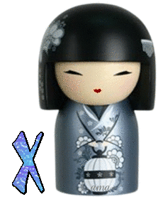 Chiaki con Kimono Grisaceo X
