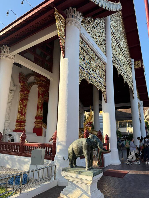 Блестяшки и вкусняшки: Новый Год в Чиангмае, Хуахин, Бангкок