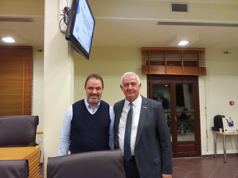 de75922a ce2b 4193 a5de baa70db9d743