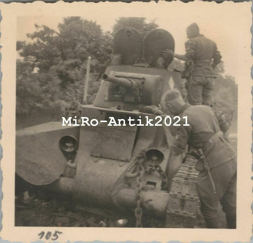 105 aufgebrachter  BT 7 Panzer