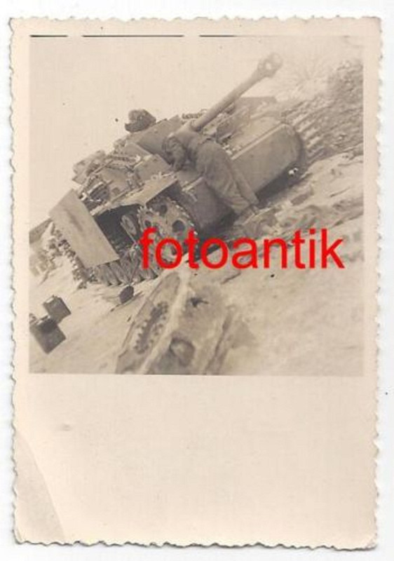 Foto 2 WK, Panzer Sturmgeschütz Langrohr mit Sei