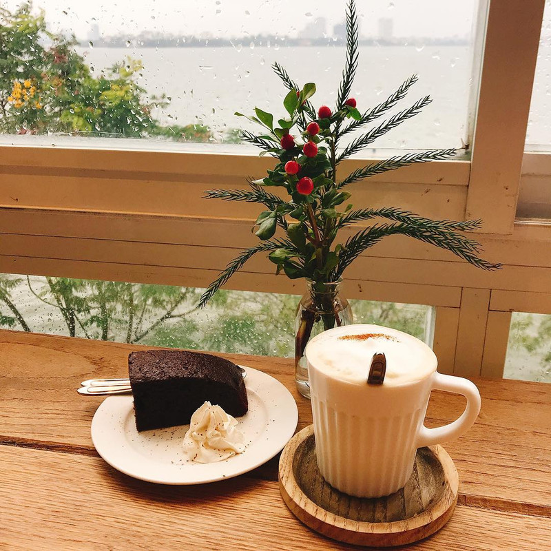 Mê mẩn 8 QUÁN CAFE DECOR GIÁNG SINH siêu lộng lẫy ở Hà Nội cho các tín đồ sống ảo - ảnh 49 me man 8 quan cafe decor giang sinh sieu long lay o ha noi cho cac tin do song ao - anh 49