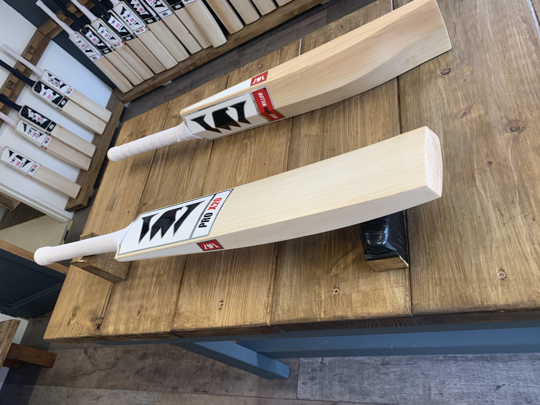 1393527A-CAD8-4AF2-931F-530CCC998761